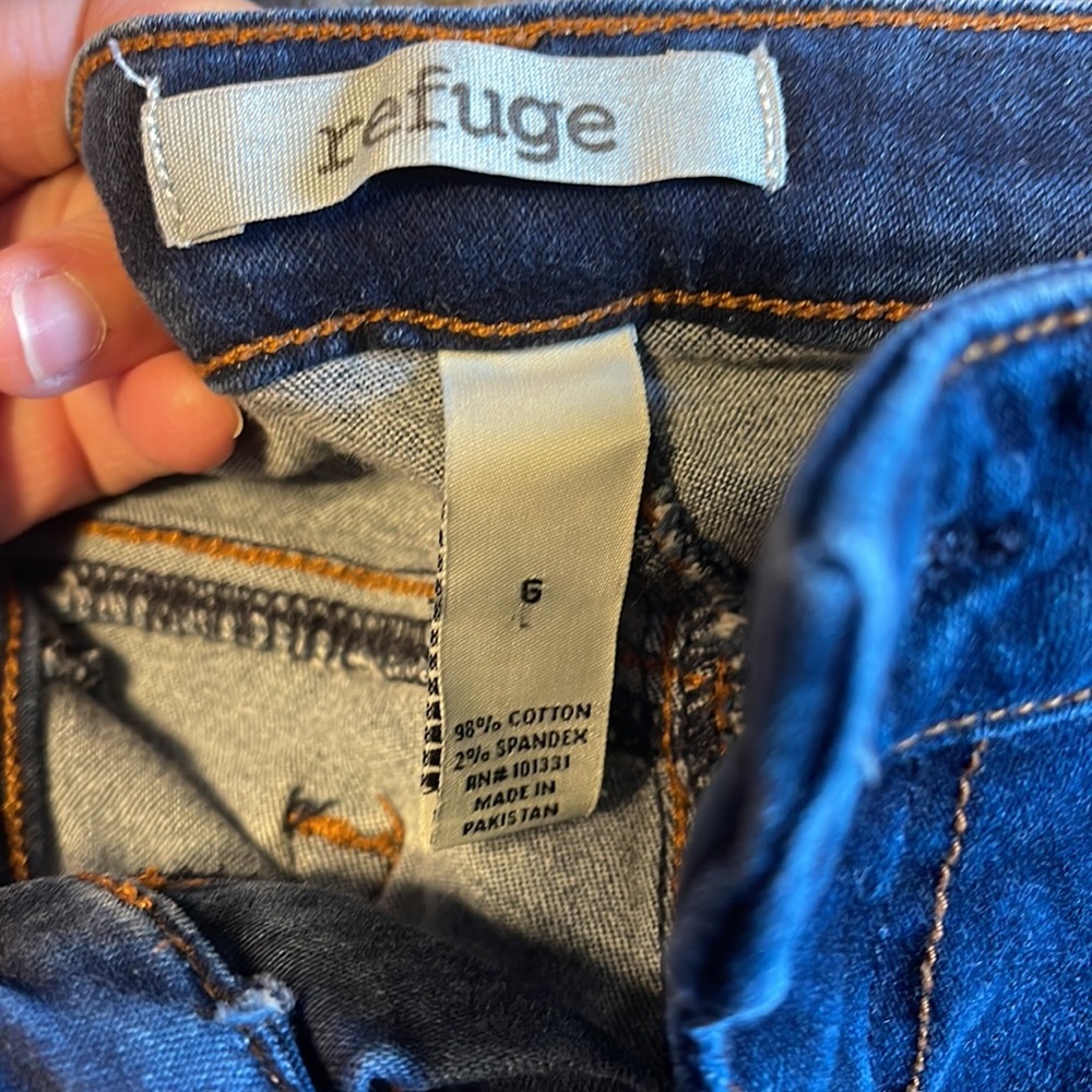 Refuge Skinny Jeans - Picture 3 of 6